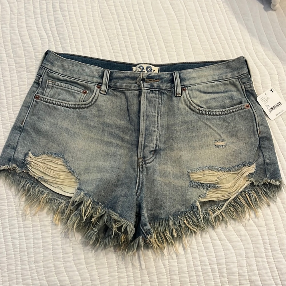 NWT free people Loving Good Vibrations Shorts